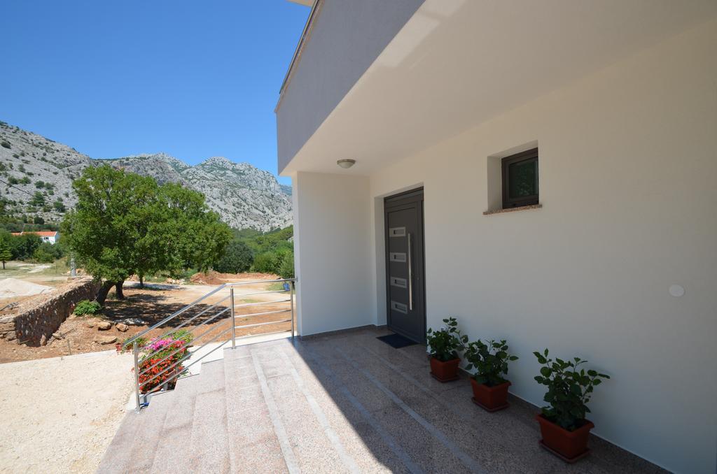 Apartment Anica Kuk ستاريغغاد باكلينتسا المظهر الخارجي الصورة