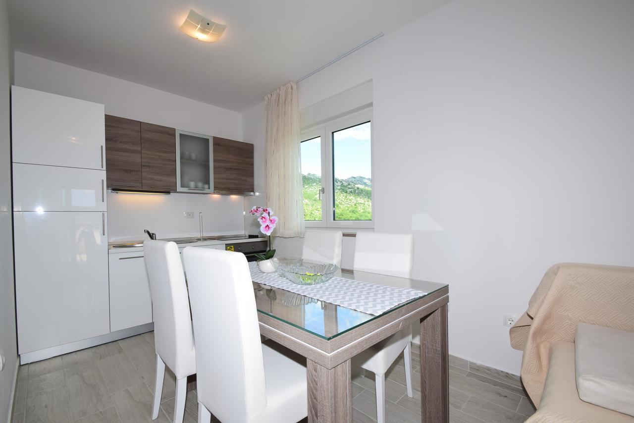 Apartment Anica Kuk ستاريغغاد باكلينتسا المظهر الخارجي الصورة