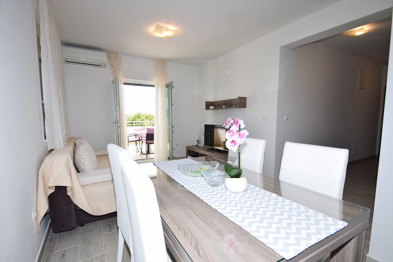 Apartment Anica Kuk ستاريغغاد باكلينتسا المظهر الخارجي الصورة