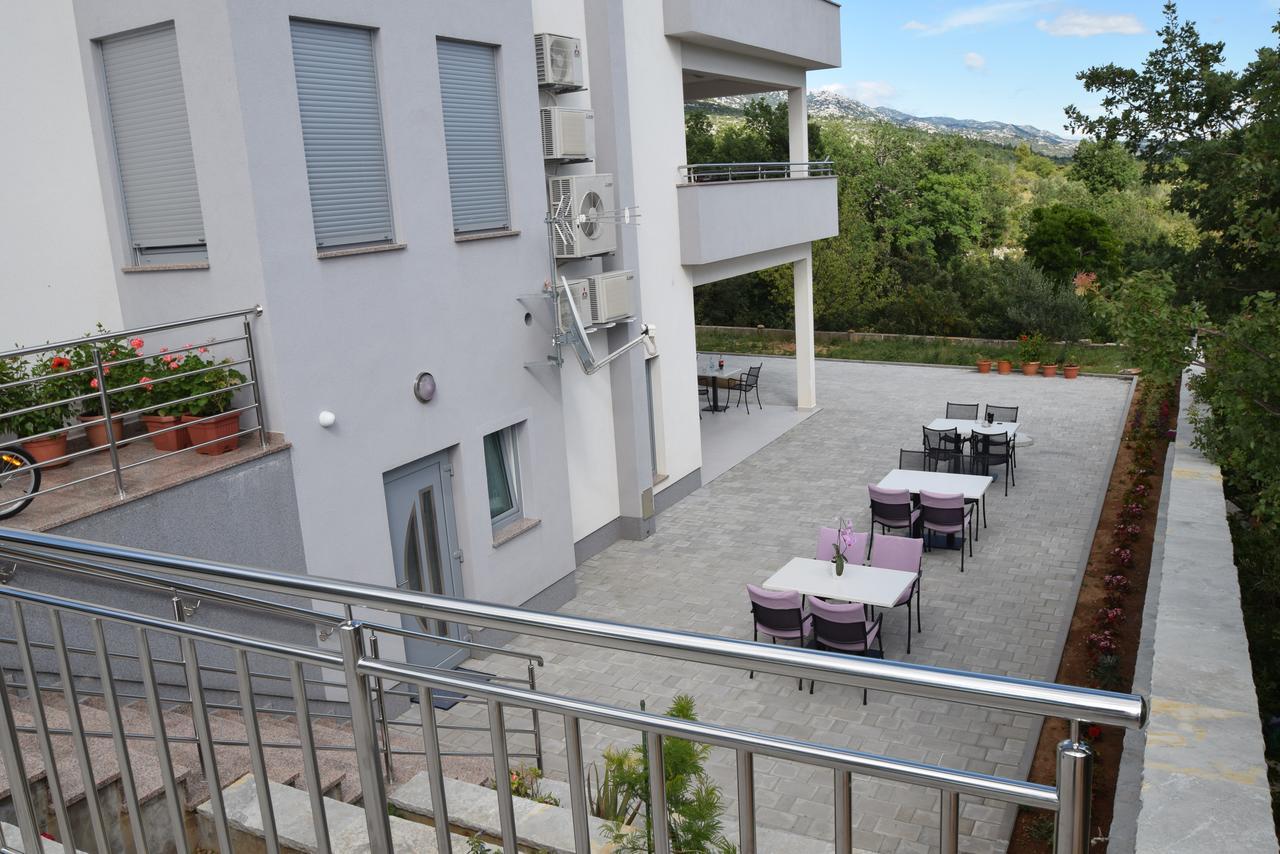 Apartment Anica Kuk ستاريغغاد باكلينتسا المظهر الخارجي الصورة