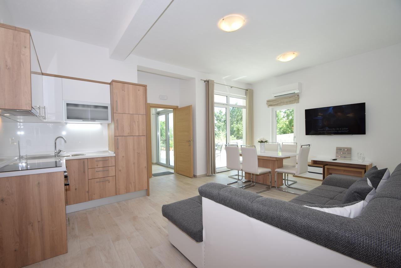 Apartment Anica Kuk ستاريغغاد باكلينتسا المظهر الخارجي الصورة